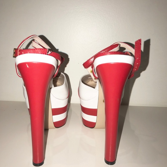 Gucci platforms - barely used . Almost new. - Picture 3 of 7